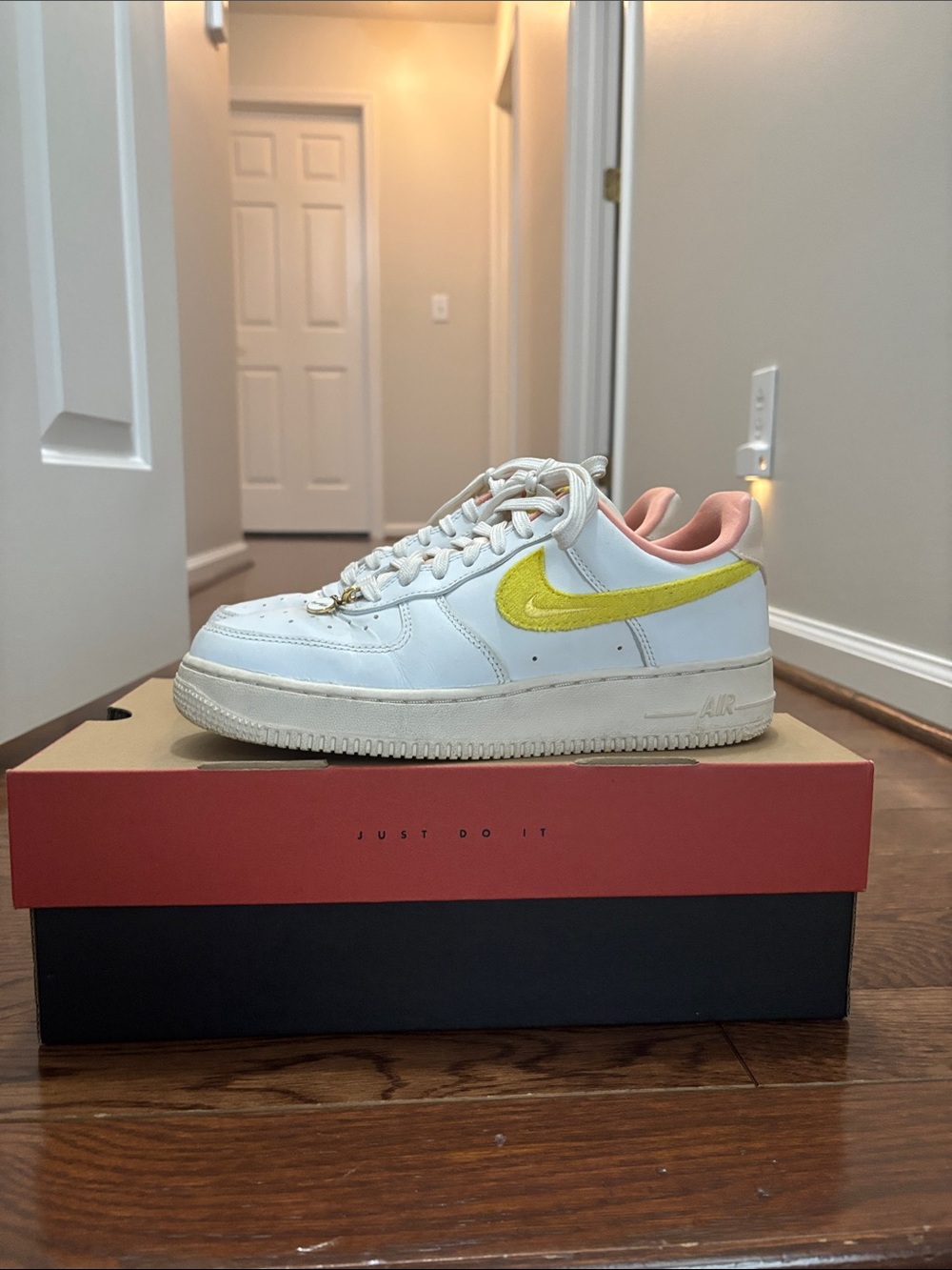 Nike Air Force 1 Low '07 LX MAMA